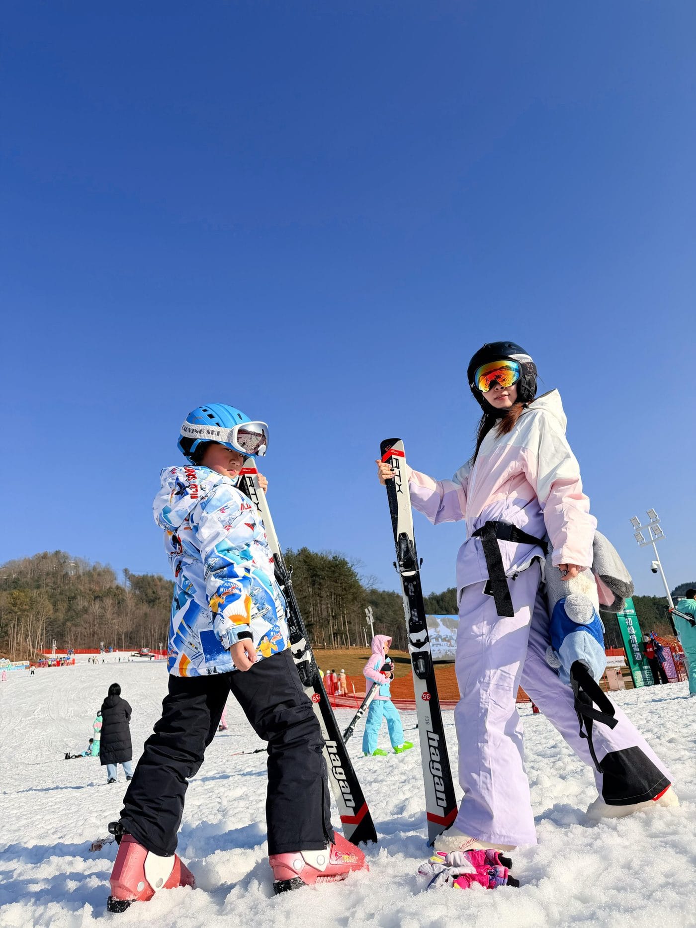 儿童渐变款雪服（配雪场童裤） 图5